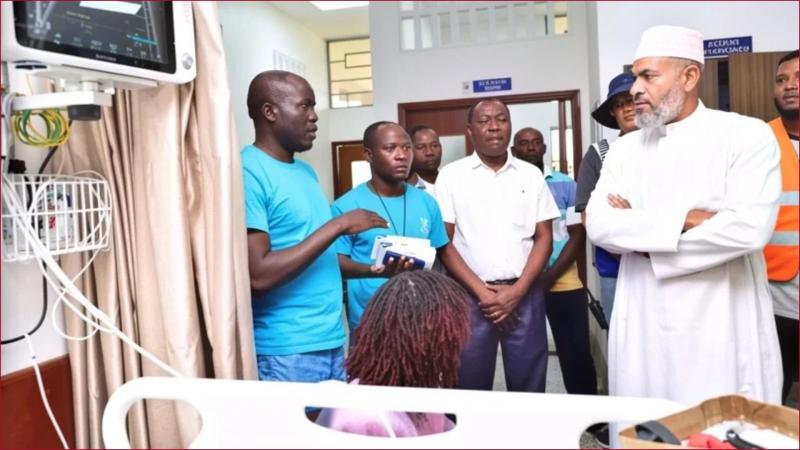 Governor Abdulswamand Nassir in a past hospital visit.